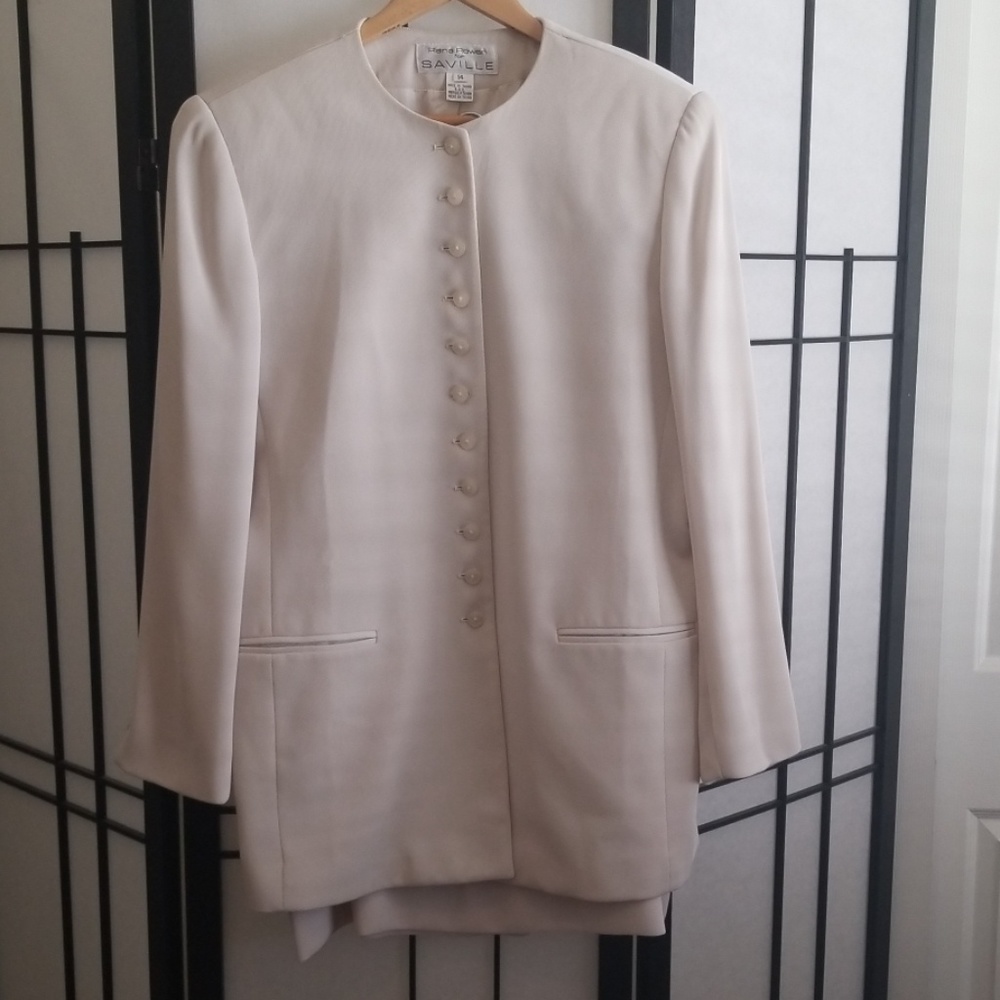 Rena Rowan for Saville Suit Size 14 Cream 2 Piece